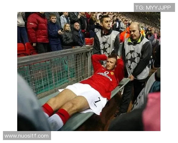 新一代足球球星崛起与偶像的影响力:从技术到精神的全面传承 新一代足球球星崛起与偶像的影响力:从技术到精神的全面传承