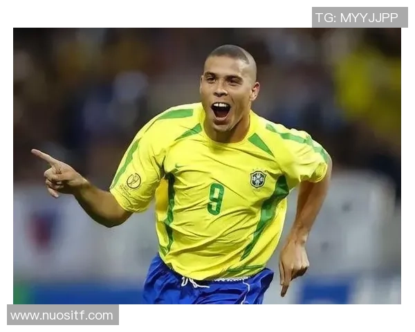 美利坚足球球星成长历程与赛场辉煌时刻深度解析