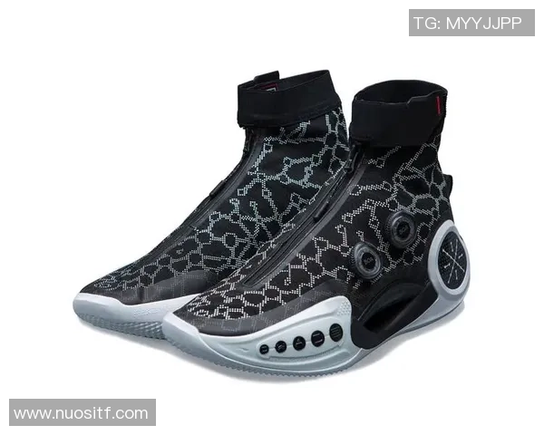 足球球星最新战靴曝光 科技与时尚完美结合引领潮流趋势